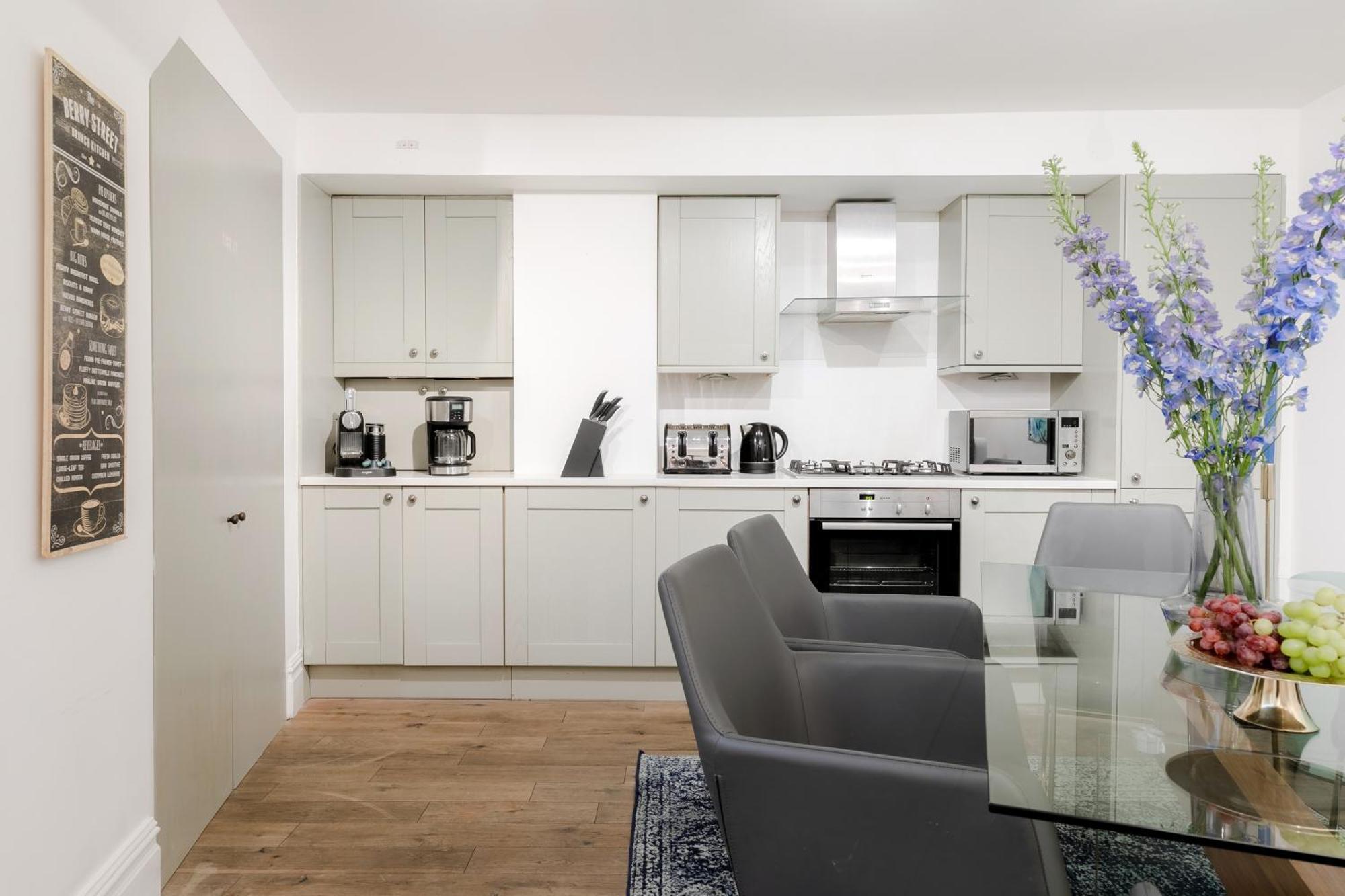 Rare Find Off Oxford St! Soho 5Bed Design House For Xxl Groups Apartamento Londres Exterior foto